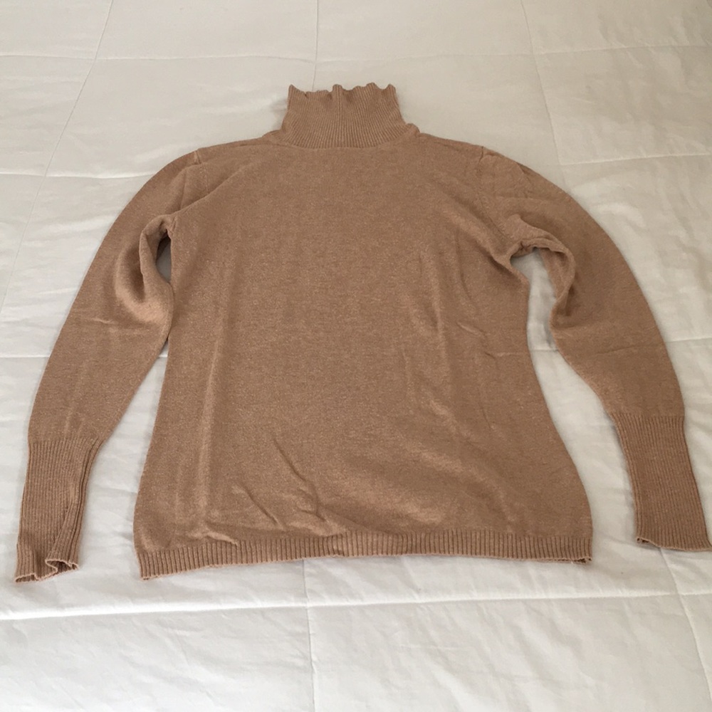 Worthington turtleneck sweater